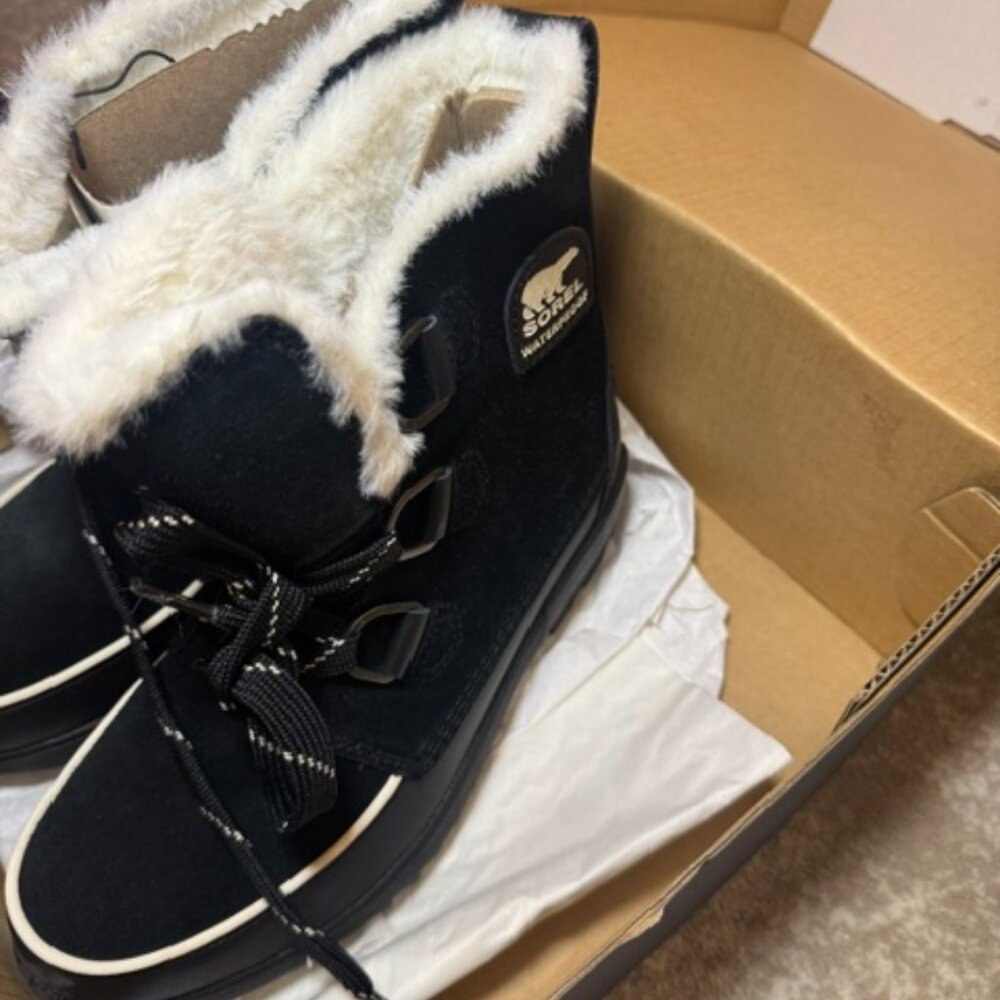 Sorel Women’s Tivoli V Waterproof Snow Boots – Size 7 (Discontinued, Like New)